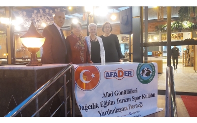 AFADER AKŞAM YEMEĞİNDE BULUŞTU