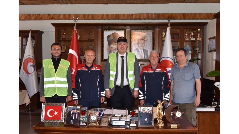 AFAD Gönüllüleri Dağcılık Eğitim Turizm Spor Yardımlaşma Derneği Belediye Başkanımızı ziyaret etti