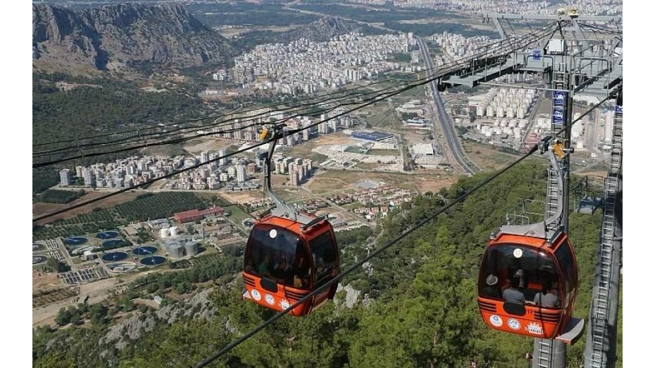 TELEFERİK KAZASINDA 1 KİŞİ HAYATINI KAYBETTİ